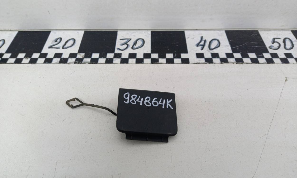 Заглушка буксировочного крюка