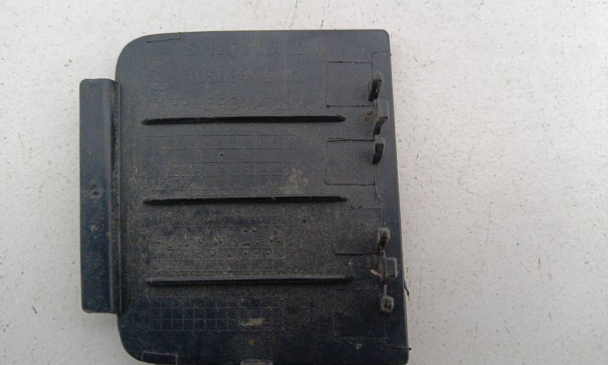 Заглушка буксировочного крюка