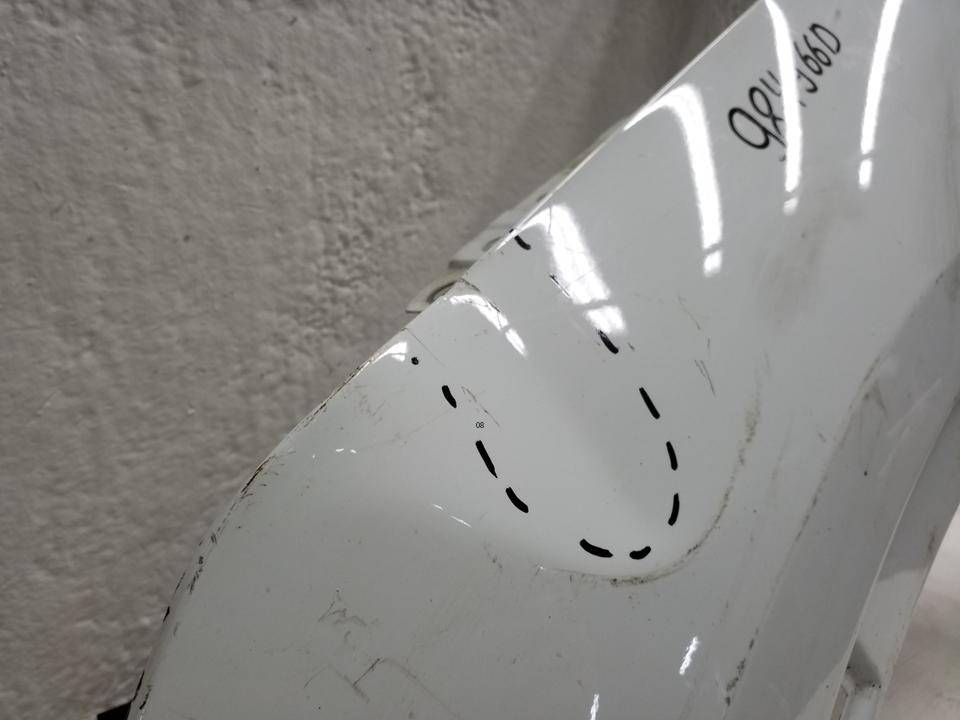 Крыло переднее левое