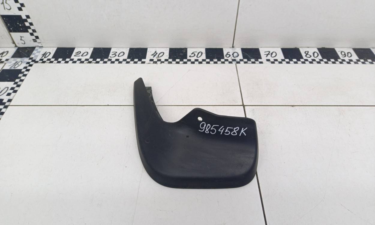 Брызговик задний левый