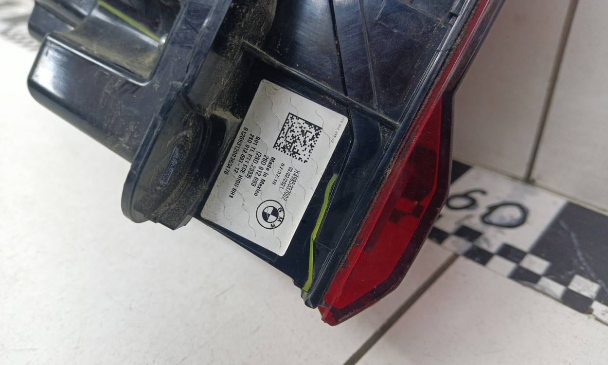 Фонарь задний наружный правый