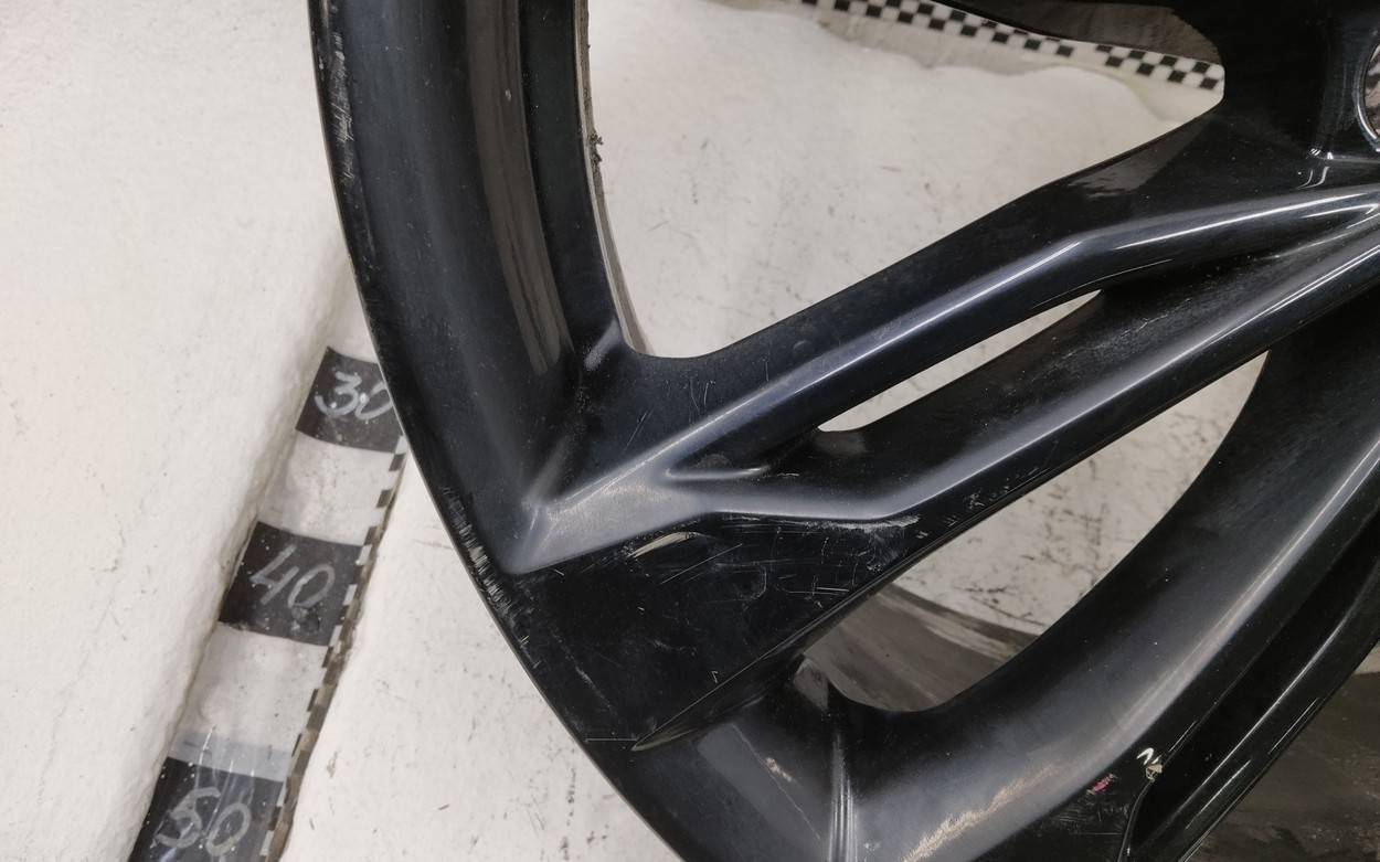 Диск колесный литой легкий сплав