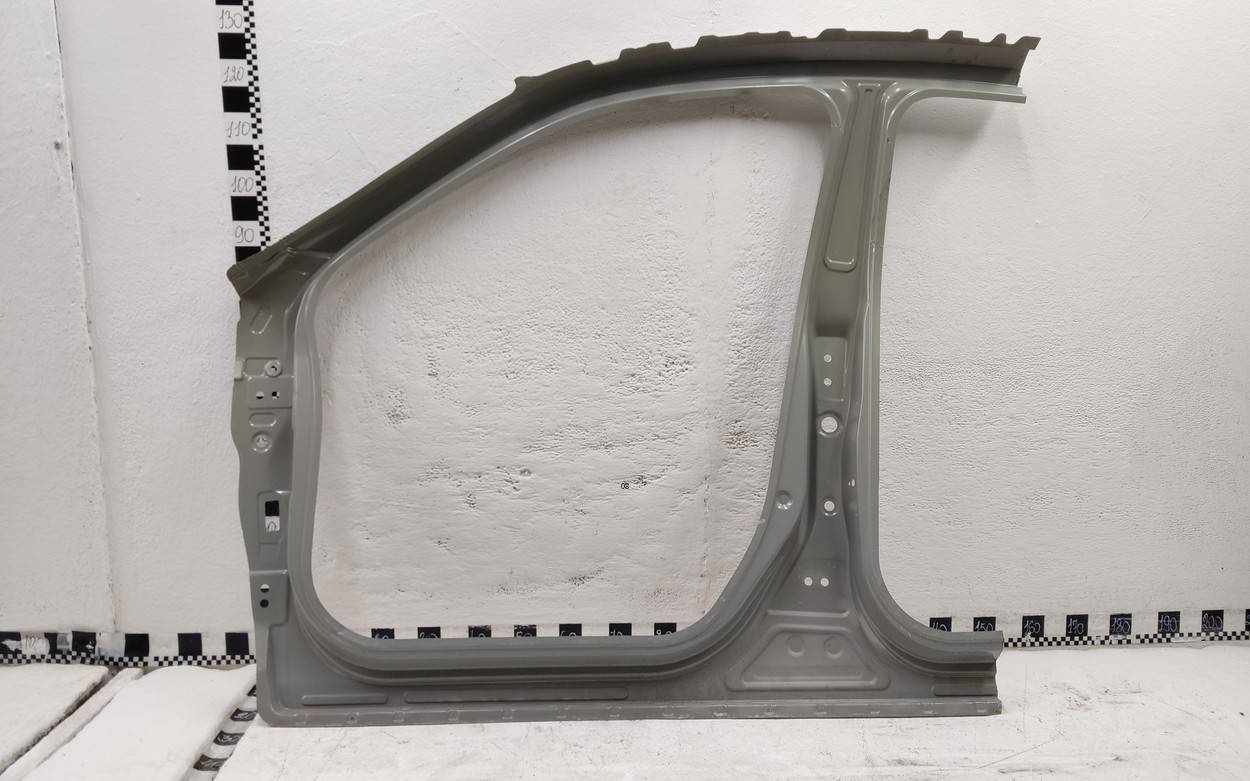 Кузовной элемент