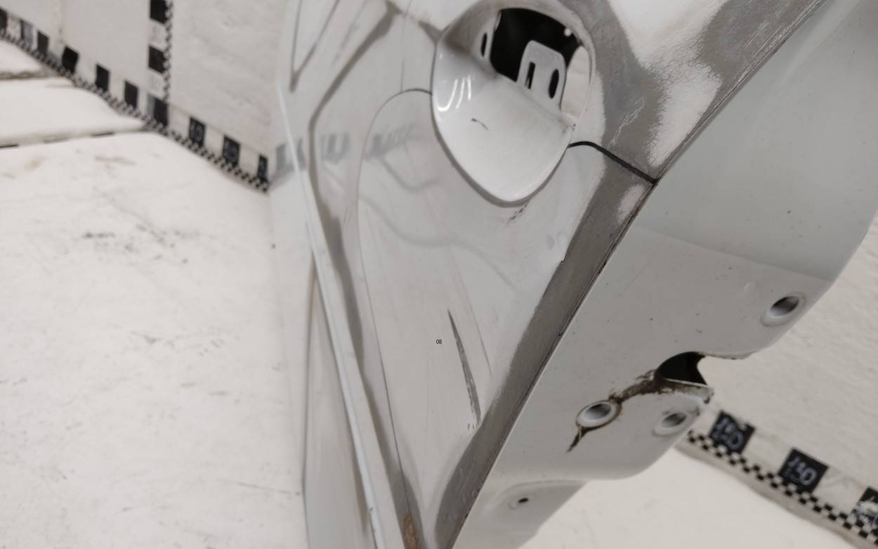 Дверь передняя левая