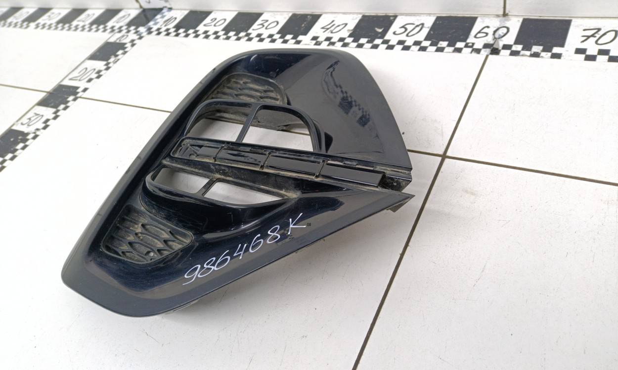 Накладка переднего бампера правая