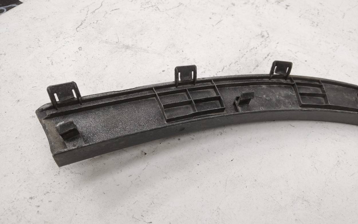 Накладка заднего крыла левого