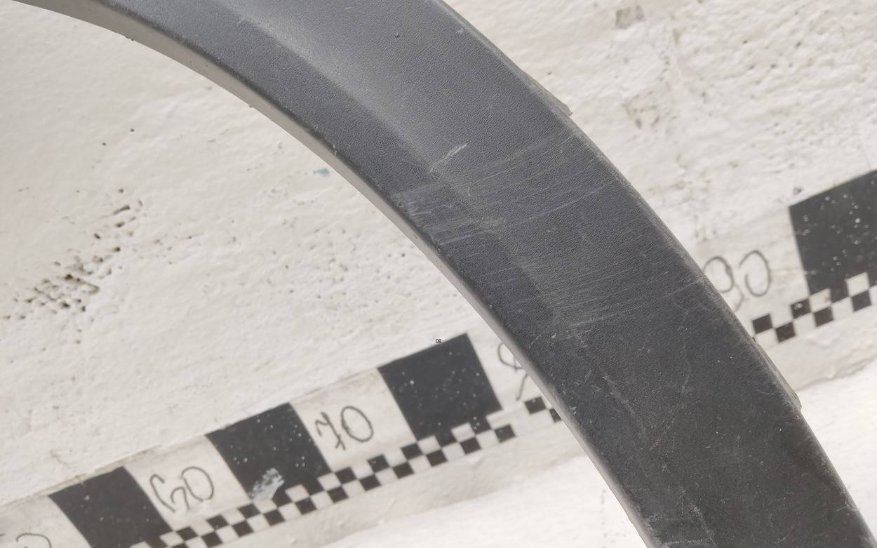 Накладка заднего крыла левого