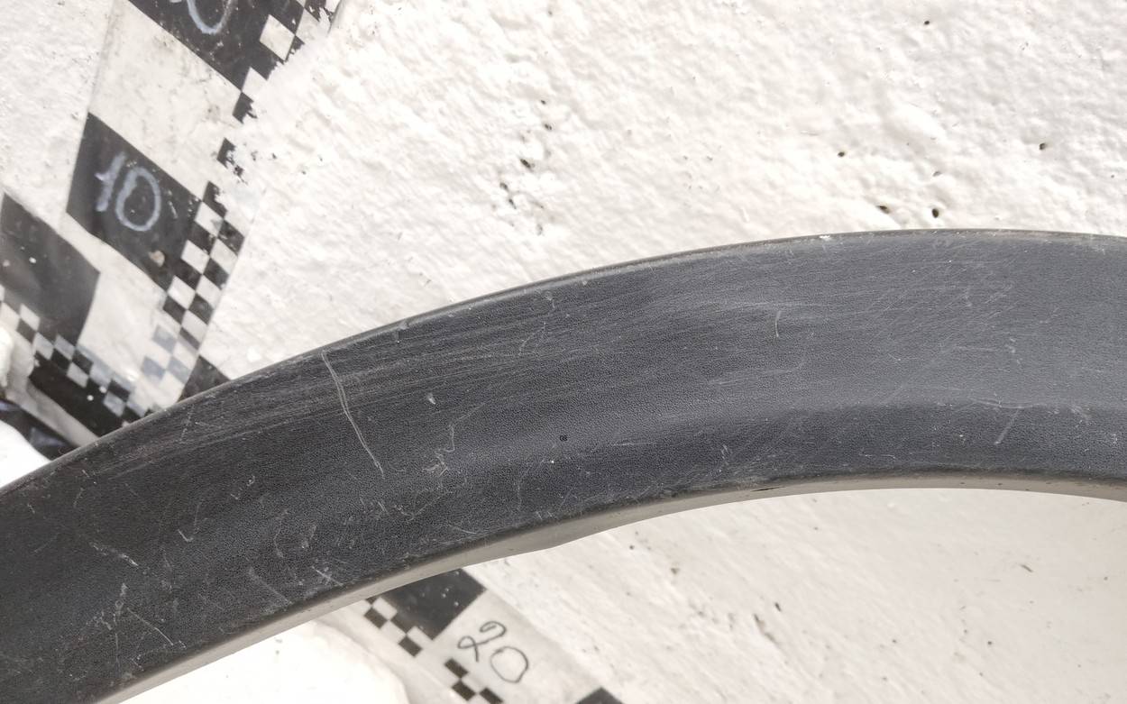 Накладка заднего крыла левого