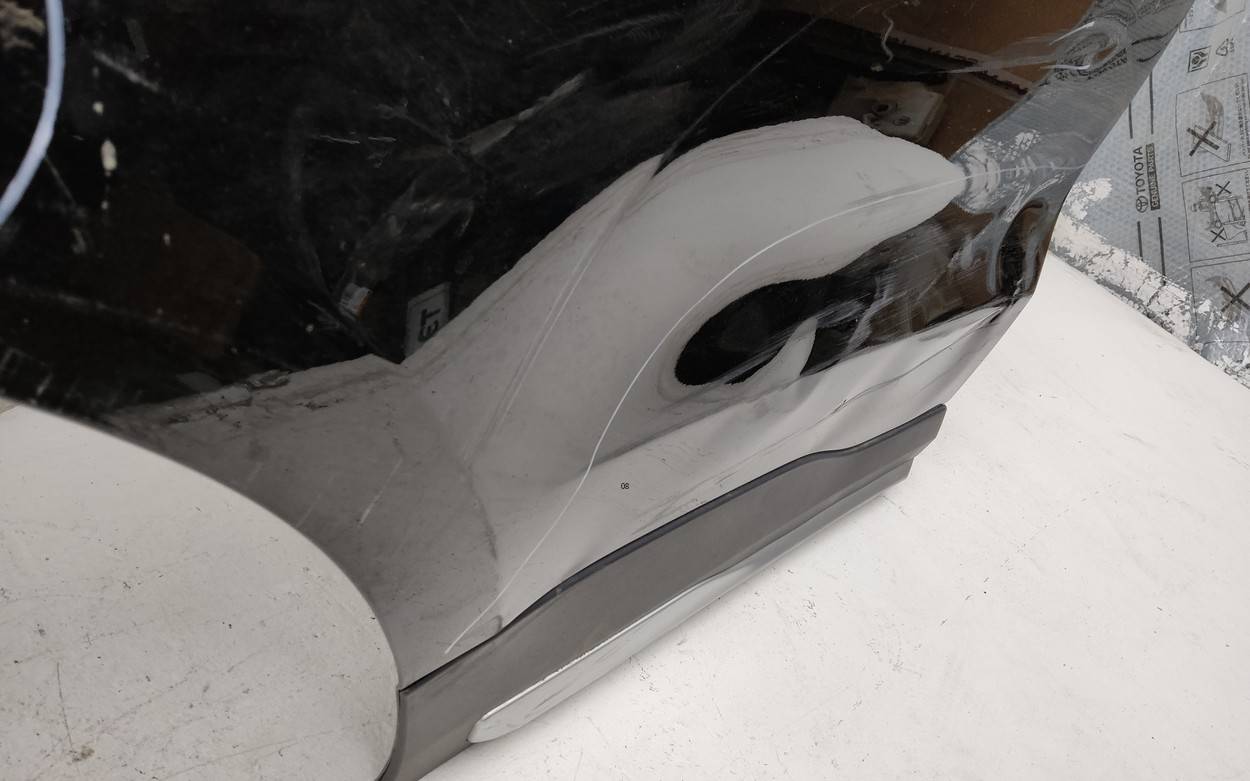 Дверь задняя правая