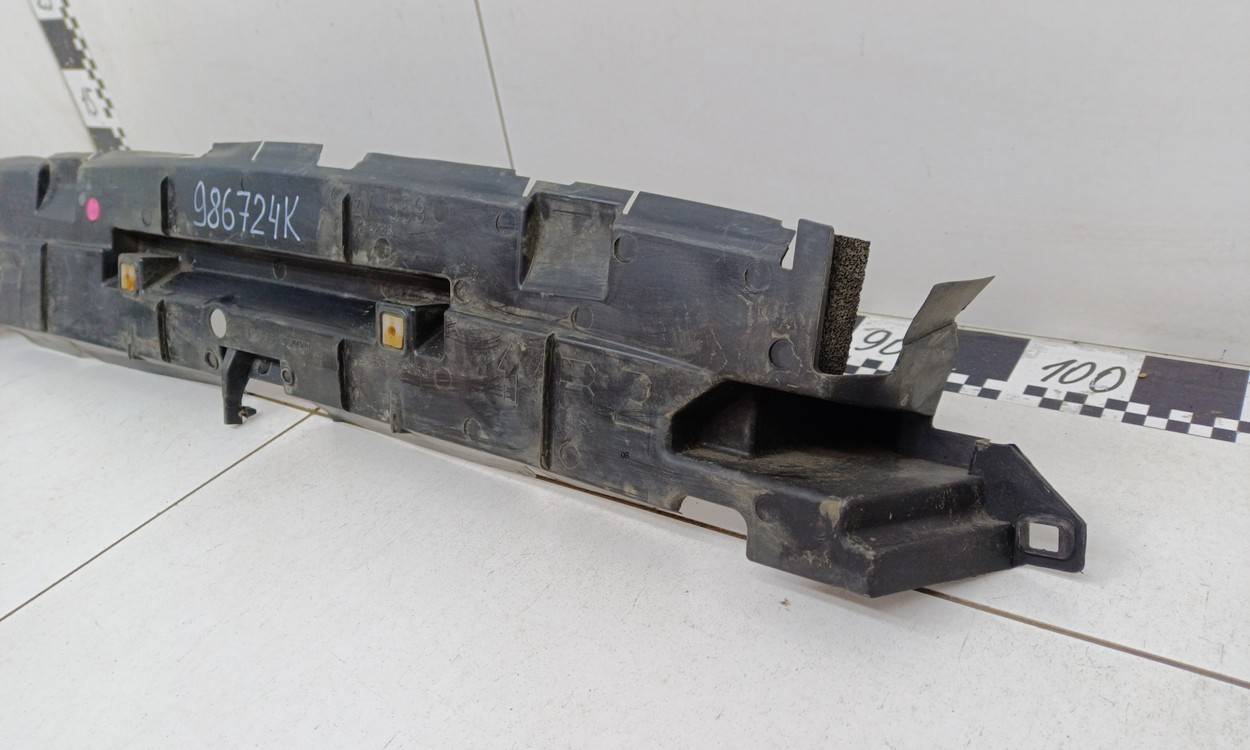 Воздуховод радиатора нижний