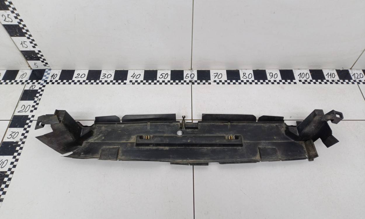 Воздуховод радиатора нижний