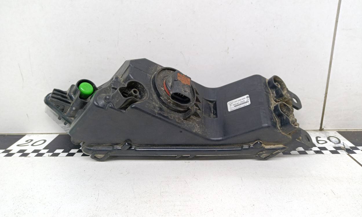 Фара противотуманная правая