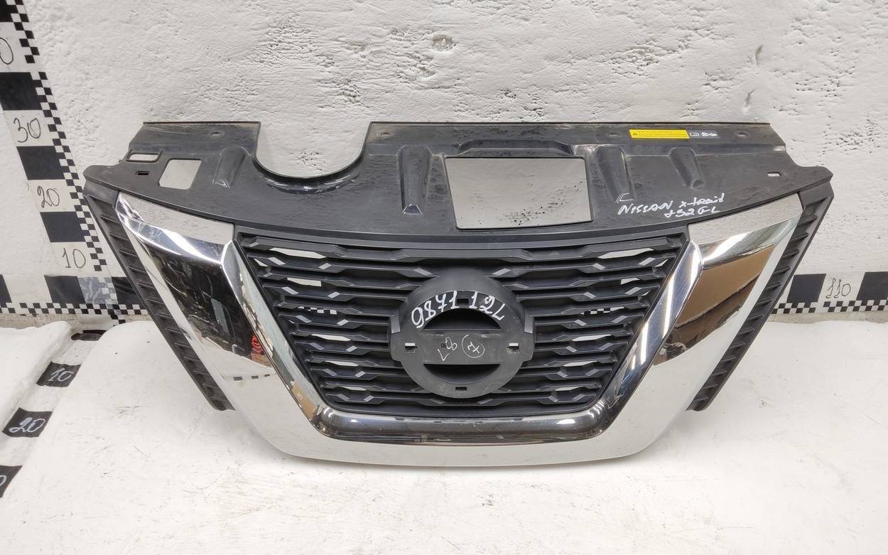 Решетка радиатора