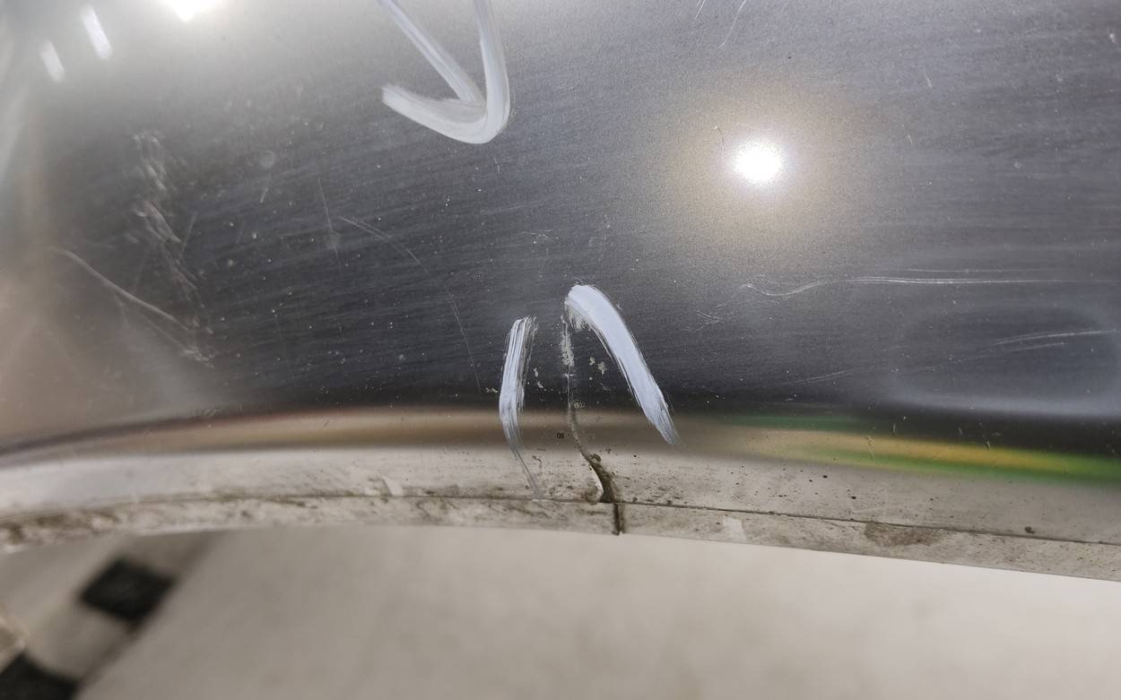 Бампер задний