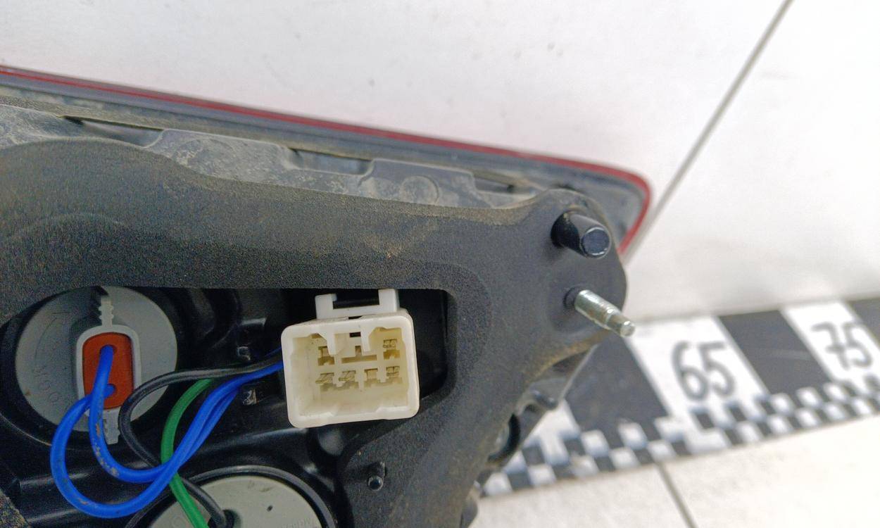 Фонарь задний внутренний правый