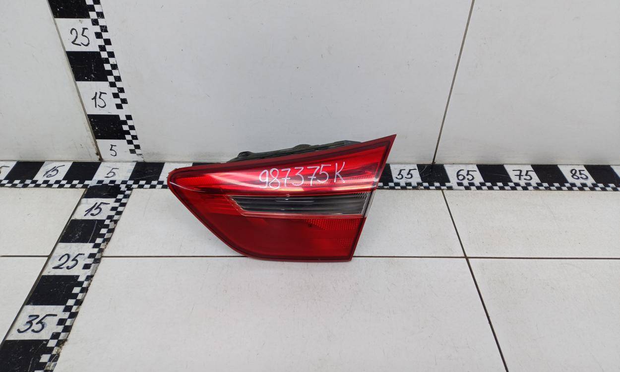 Фонарь задний внутренний правый