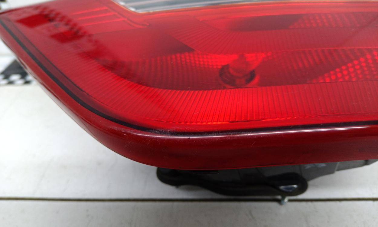 Фонарь задний внутренний правый