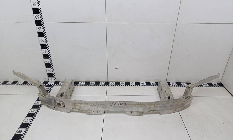 Усилитель переднего бампера