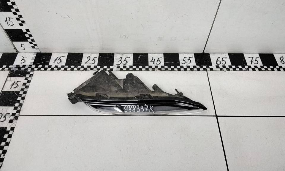 Фара дневного света правая (ходовые огни)