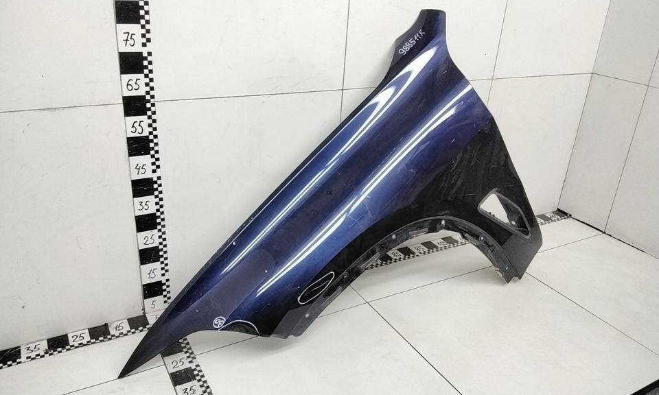 Крыло переднее левое