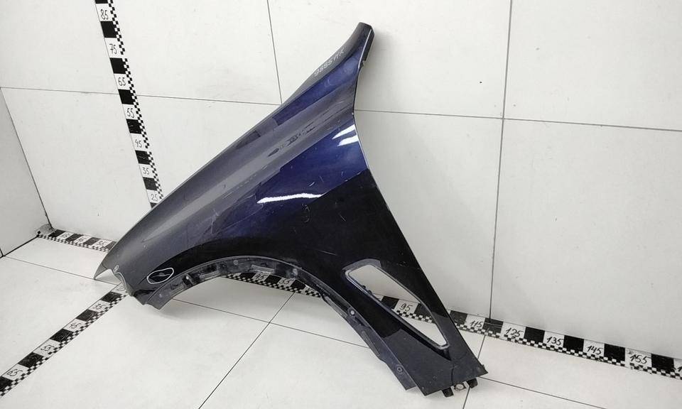 Крыло переднее левое