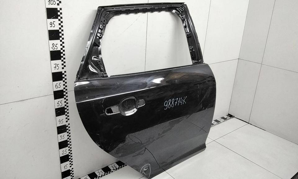 Дверь задняя правая