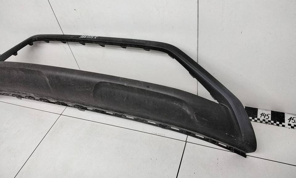 Накладка переднего бампера