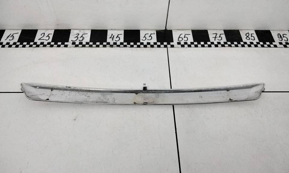 Накладка переднего бампера