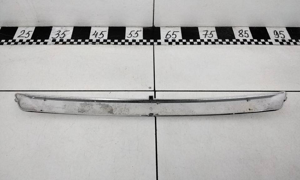 Накладка переднего бампера