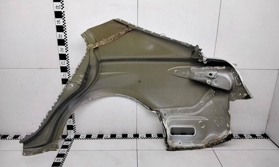 Крыло заднее правое