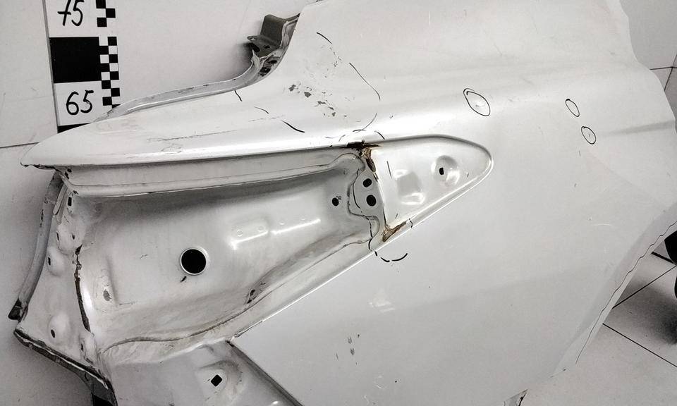 Крыло заднее правое