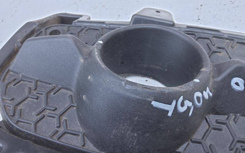 Накладка переднего бампера левая