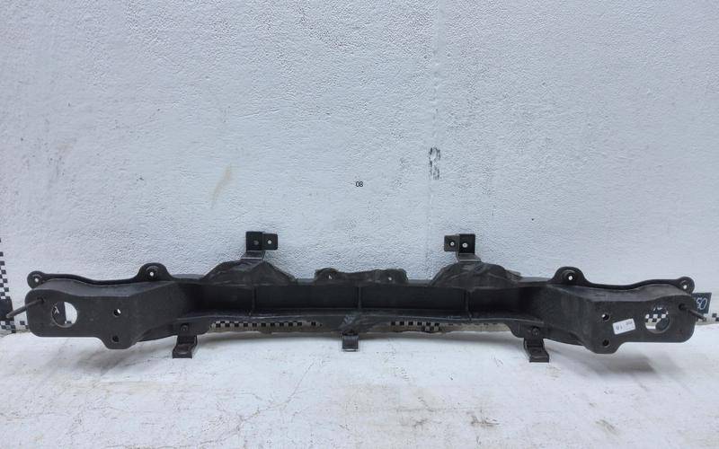 Усилитель заднего бампера