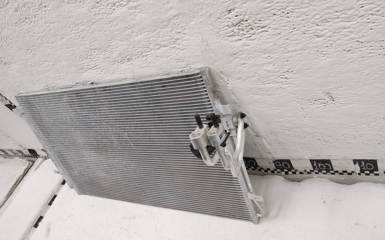 Радиатор кондиционера / конденсер