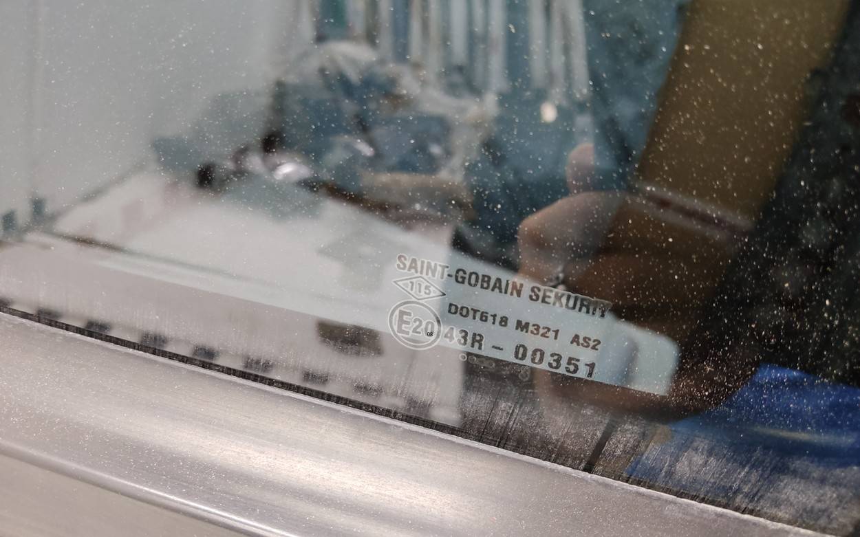 Дверь задняя левая