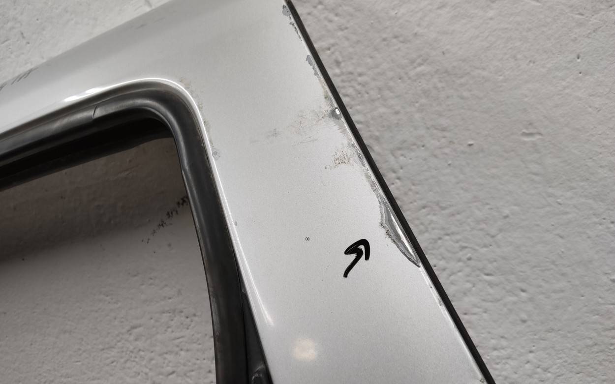 Дверь задняя левая