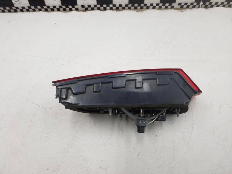 Фонарь задний внутренний правый