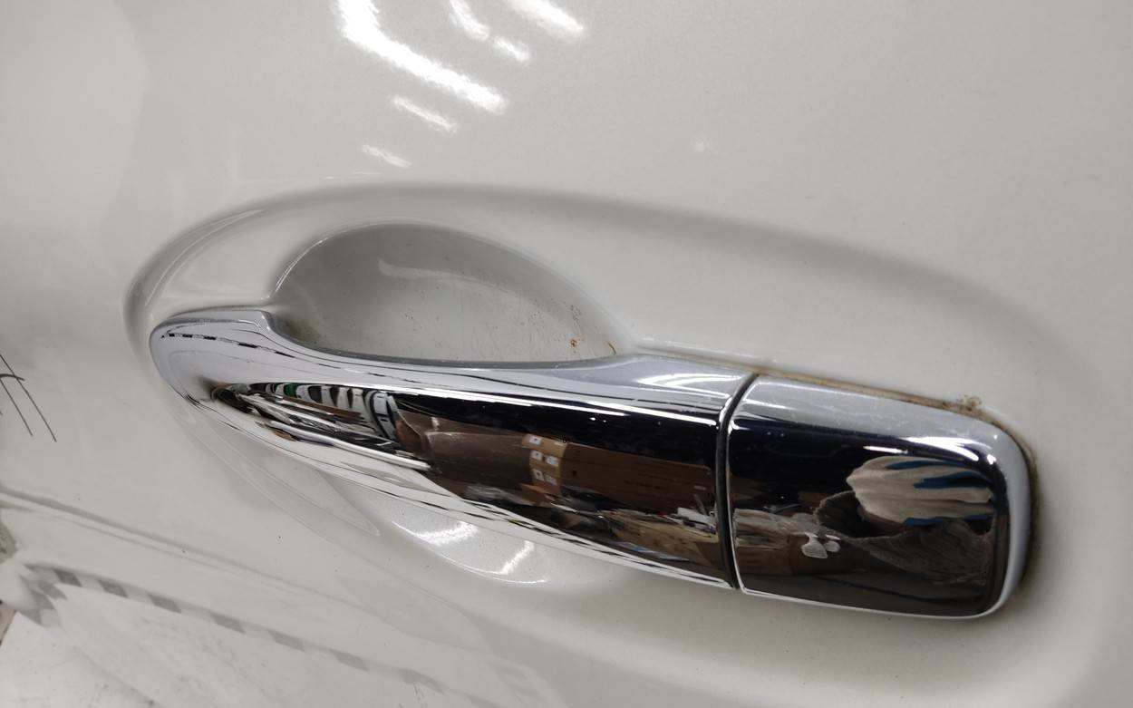 Дверь задняя левая