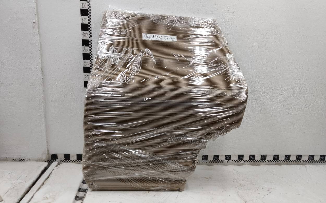 Дверь задняя левая