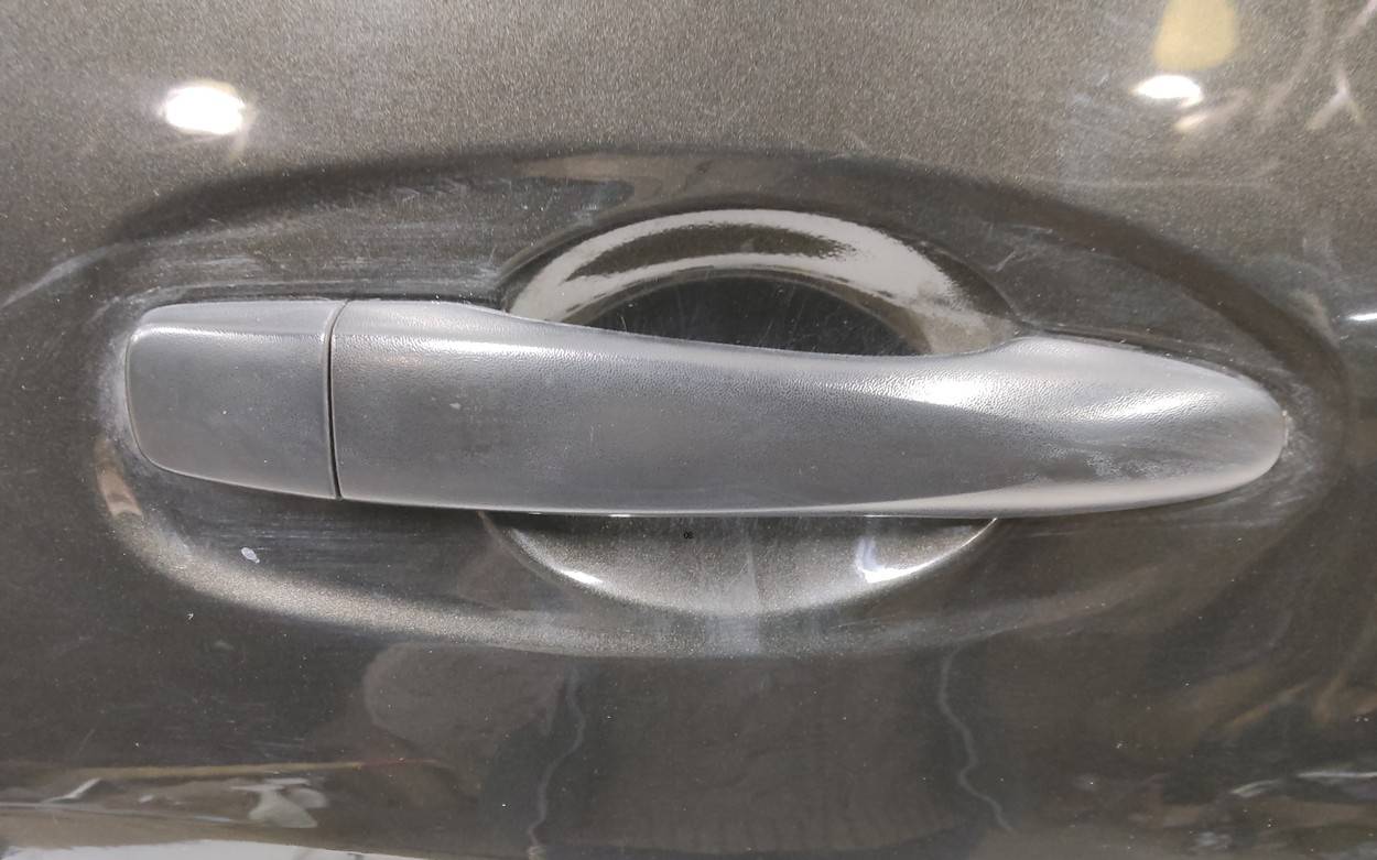 Дверь задняя правая