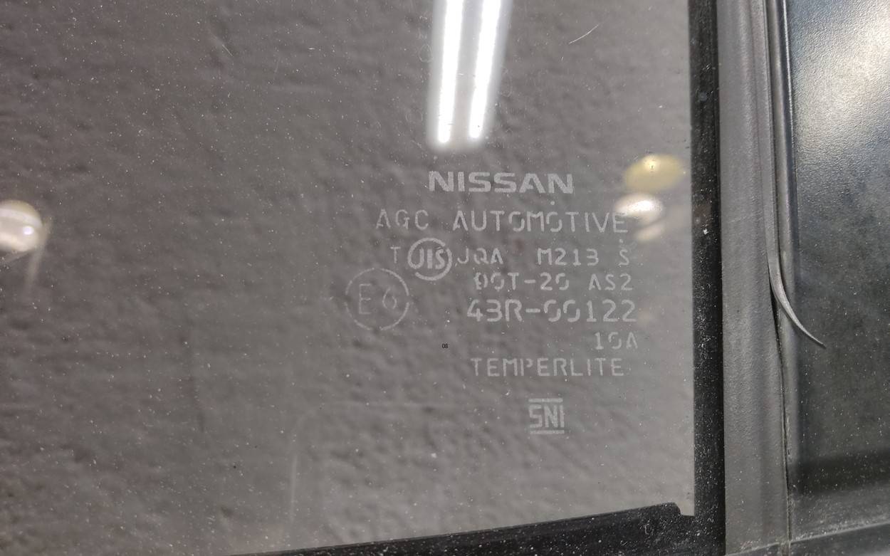 Дверь задняя левая