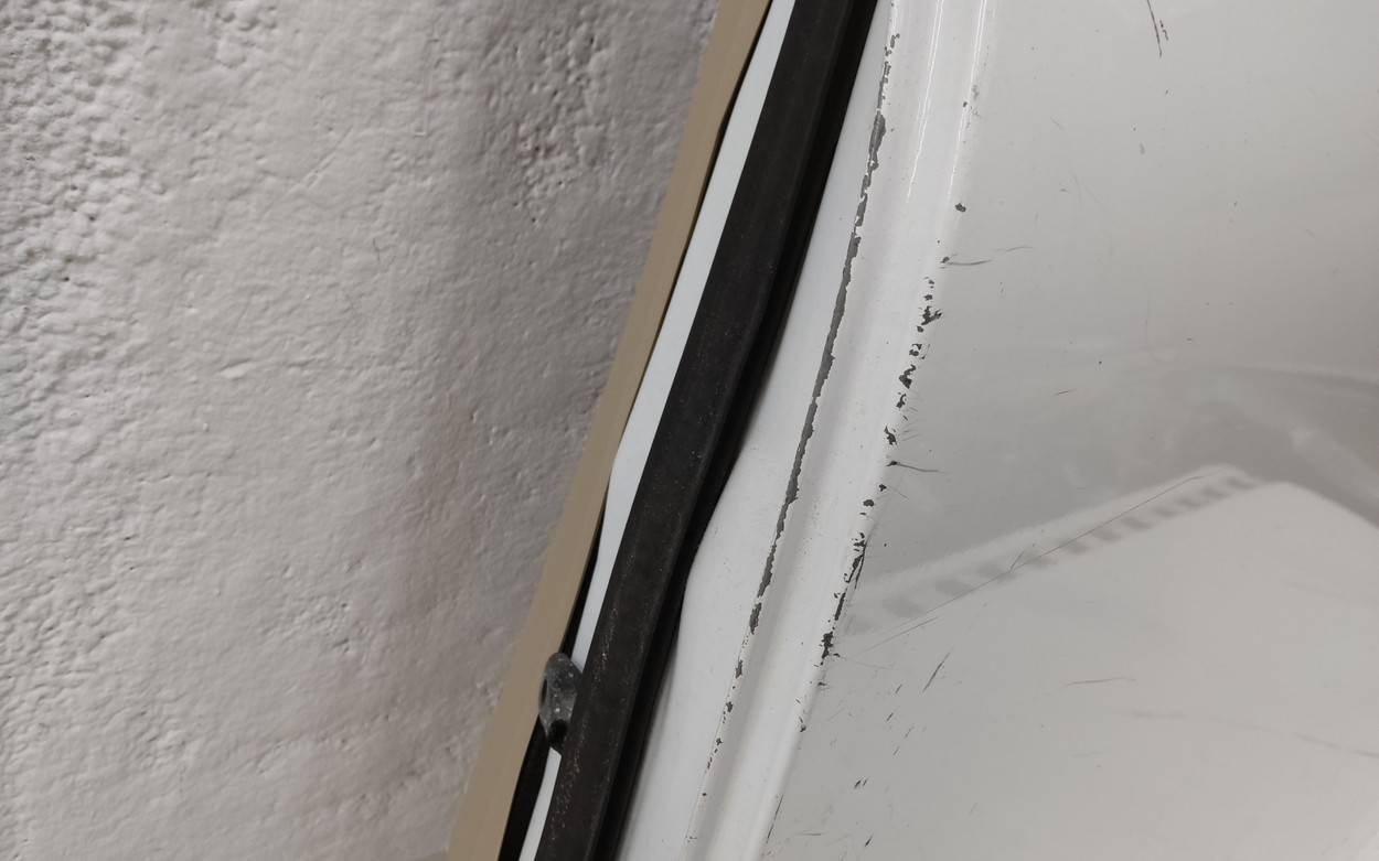 Дверь задняя левая