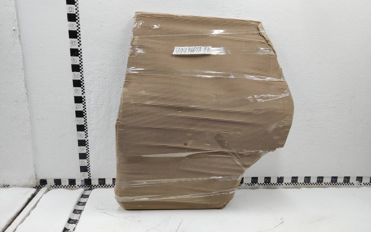 Дверь задняя левая