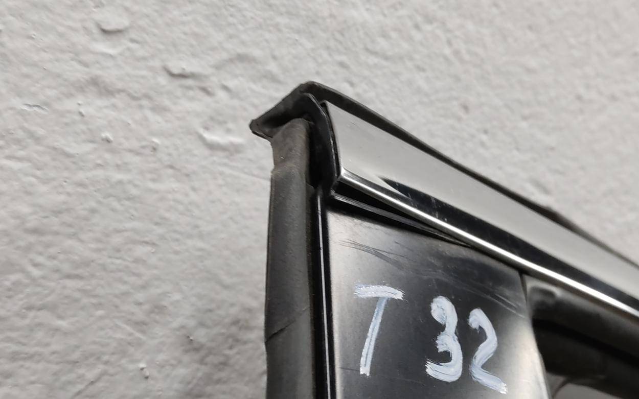 Дверь задняя левая