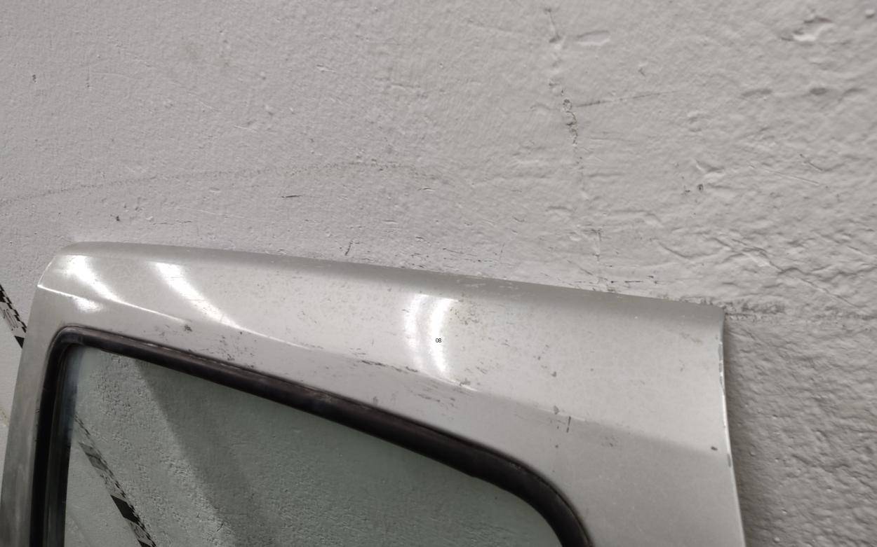 Дверь задняя левая