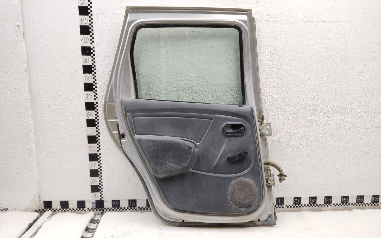 Дверь задняя левая