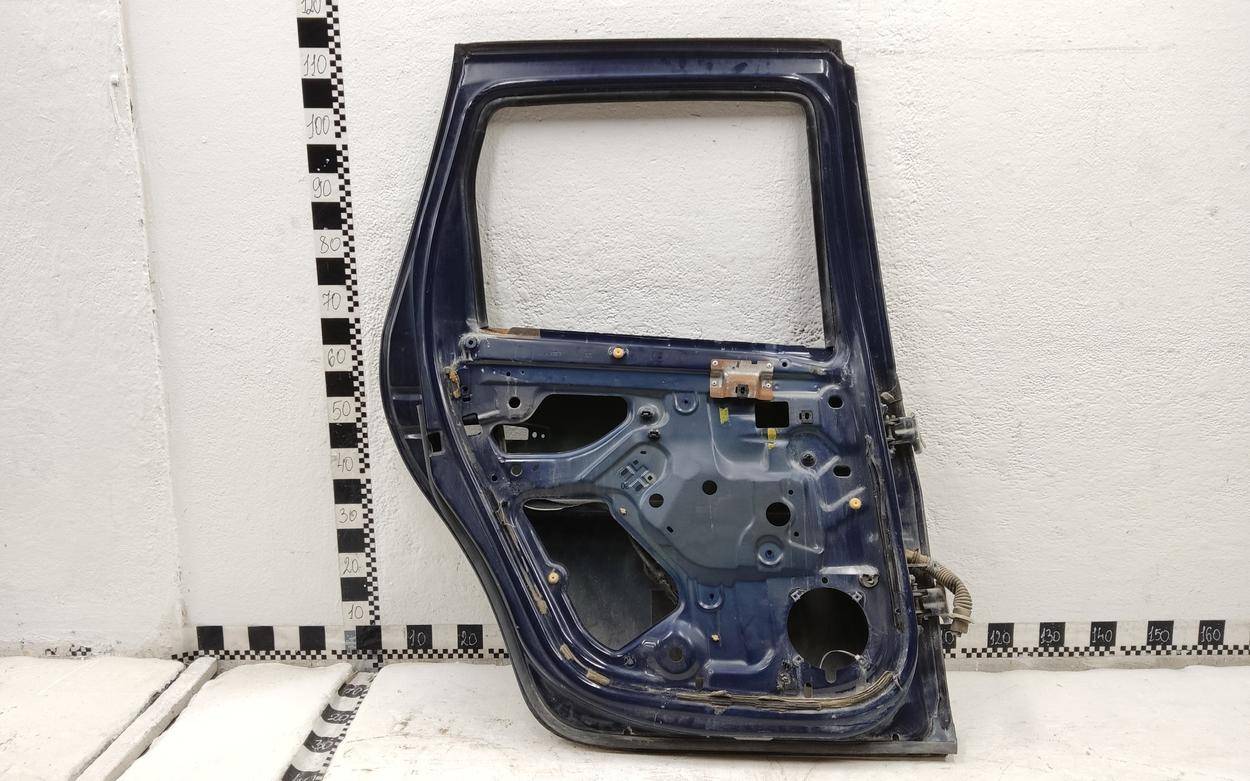 Дверь задняя левая