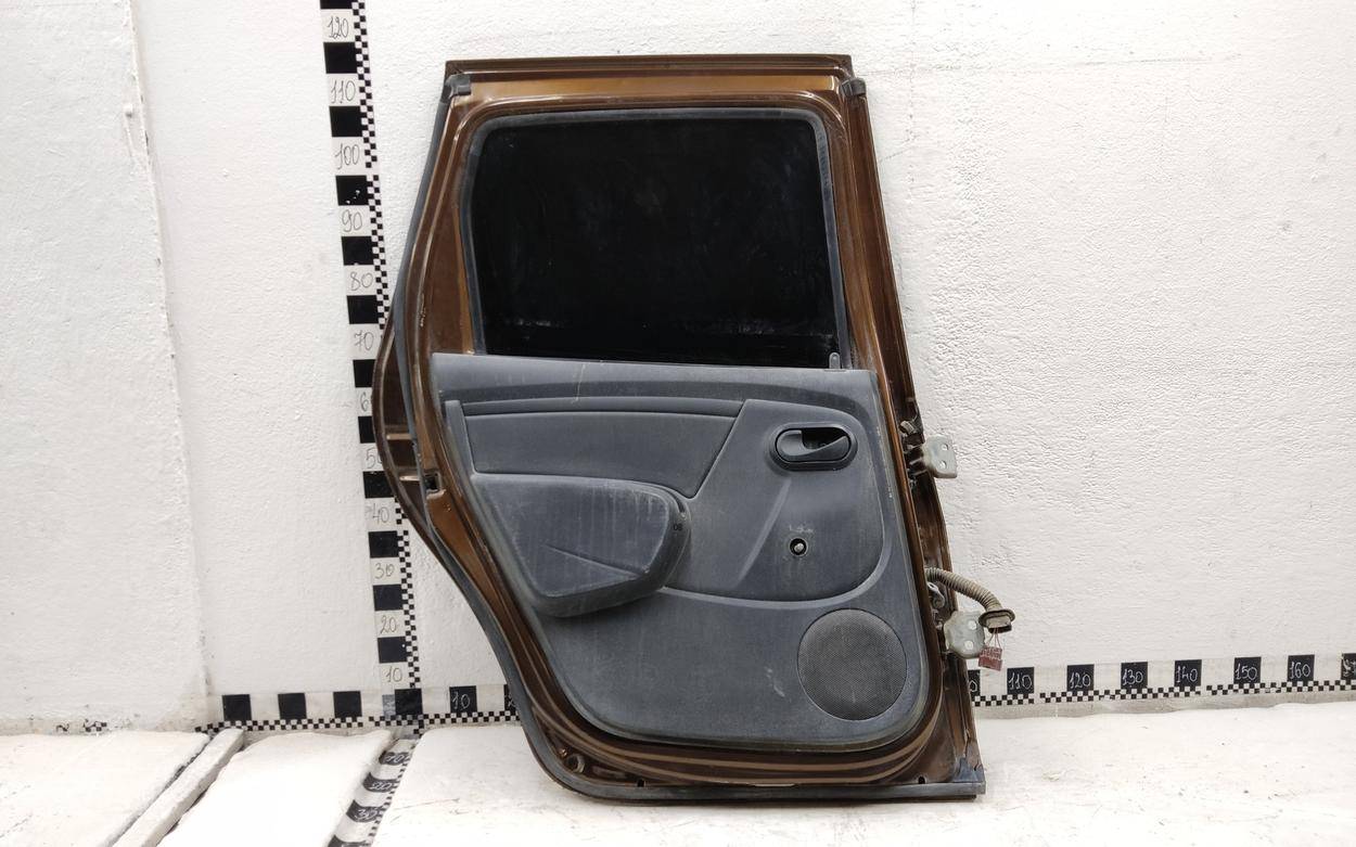 Дверь задняя левая