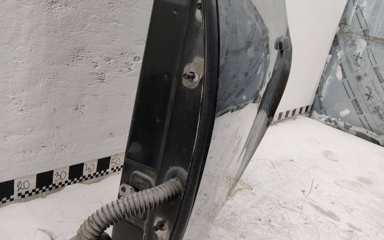 Дверь задняя левая