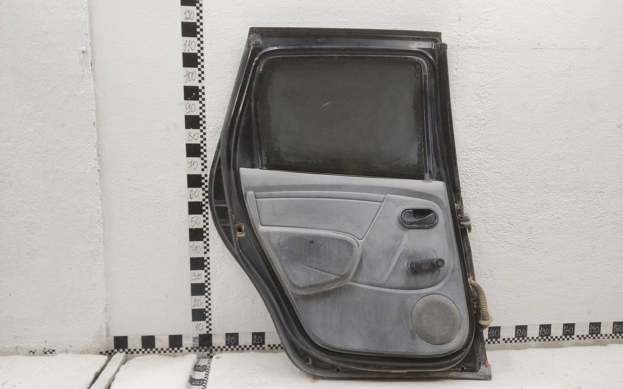 Дверь задняя левая